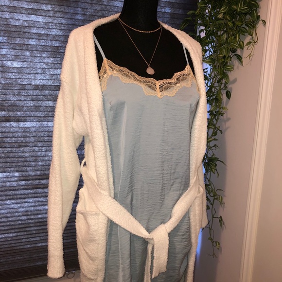 Basics - Picture 4 of 6